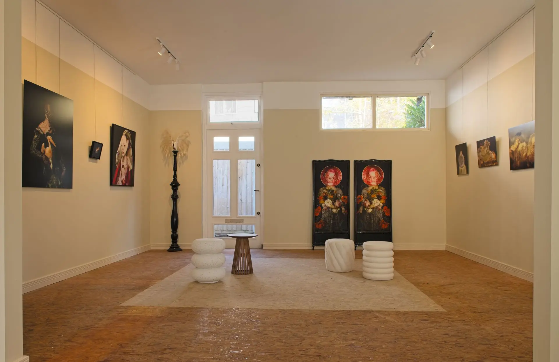 Hillywood art gallery